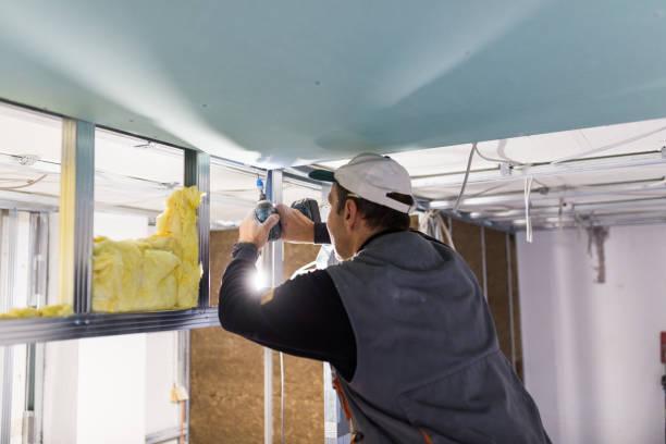 Types of Insulation We Offer in Saddle Rock, NY